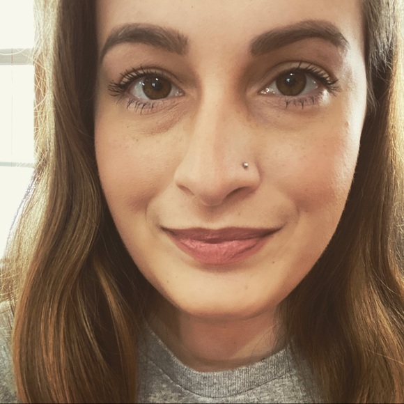 Meet your Posher, Audrey - Picture 1 of 1